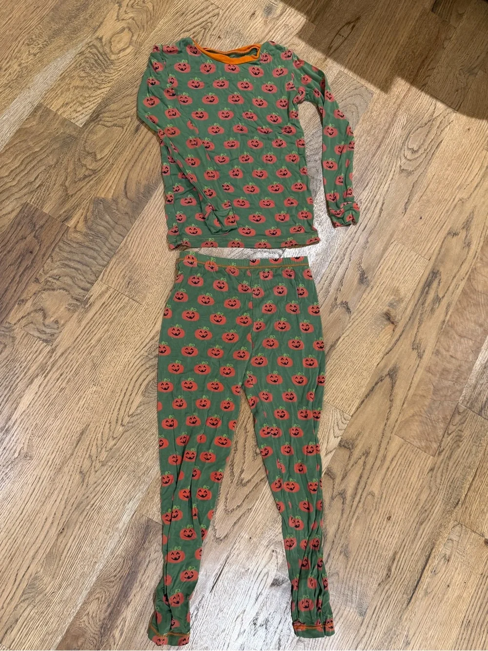Kickee Pumpkin Print Pajama Set